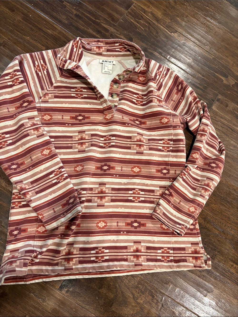 Ariat pullover